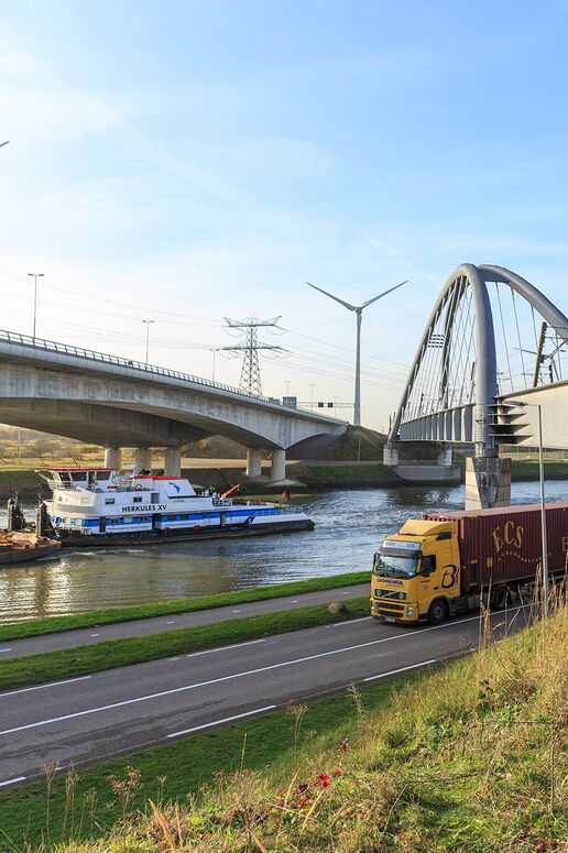 Intermodaal transport komt samen