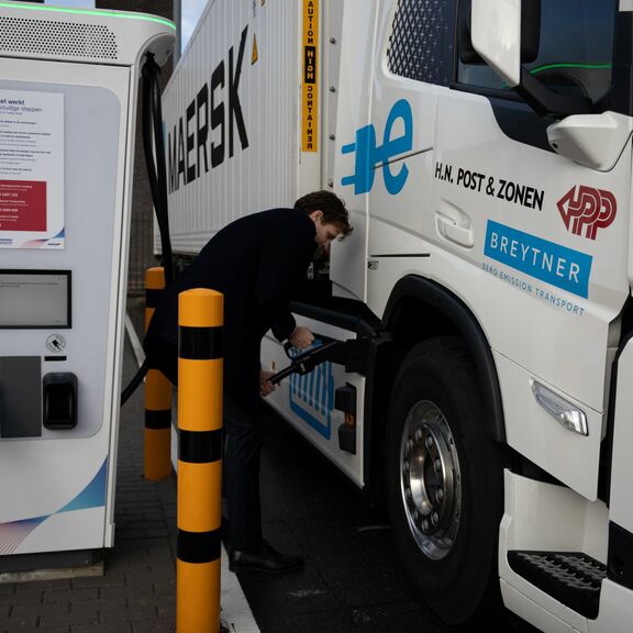 Laadplein voor elektrische vrachtwagens